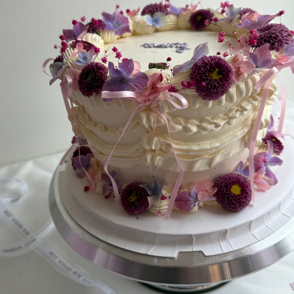 Torte Blumen & Rüschen