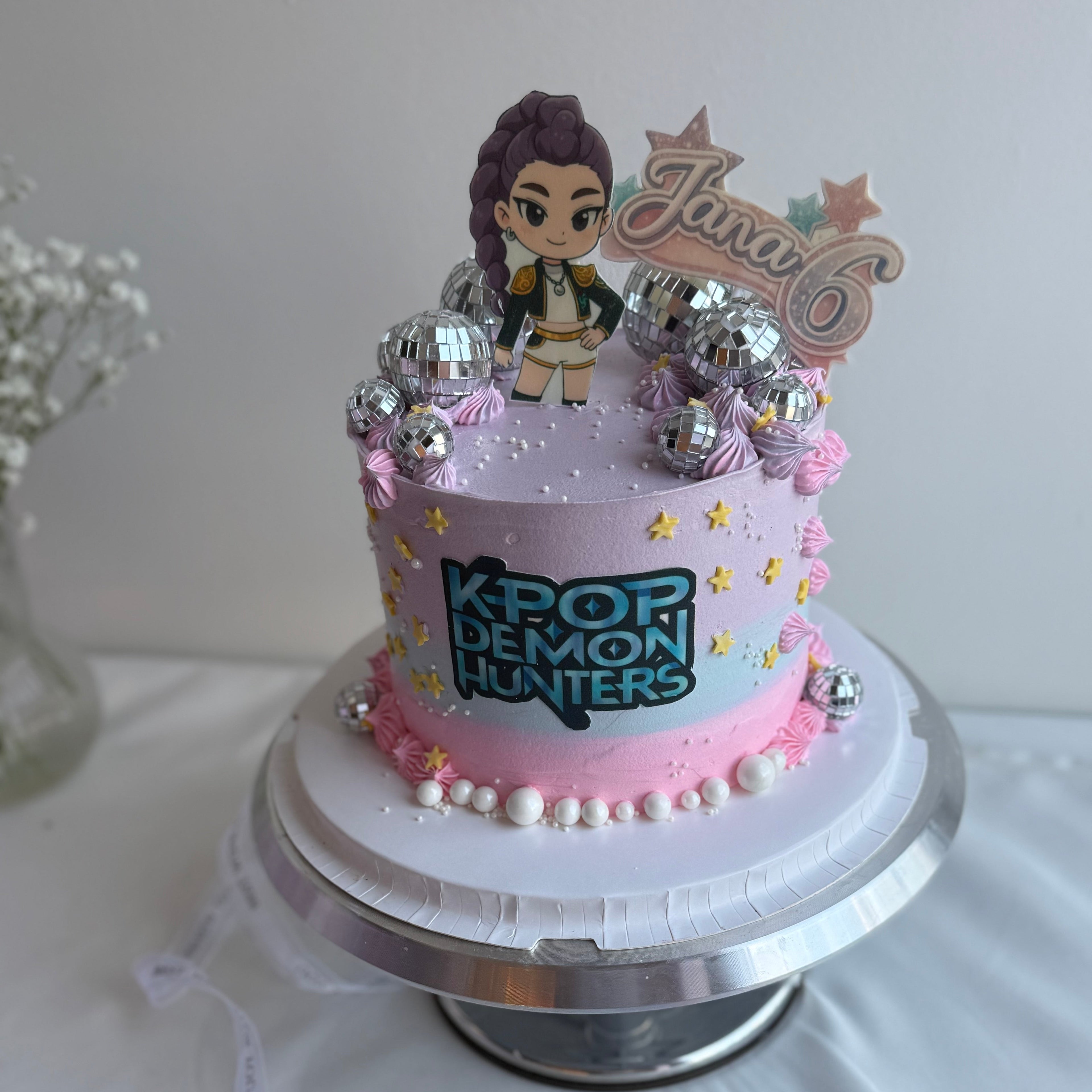 K-Pop Demon Cake