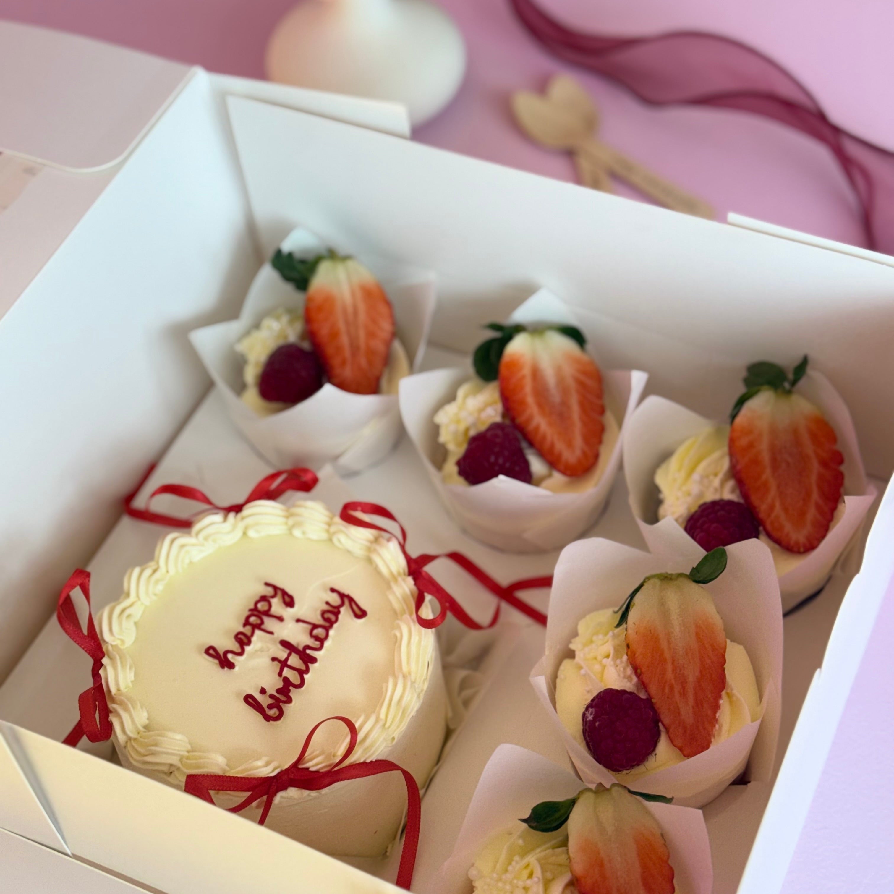 Bento+5 Cupcake